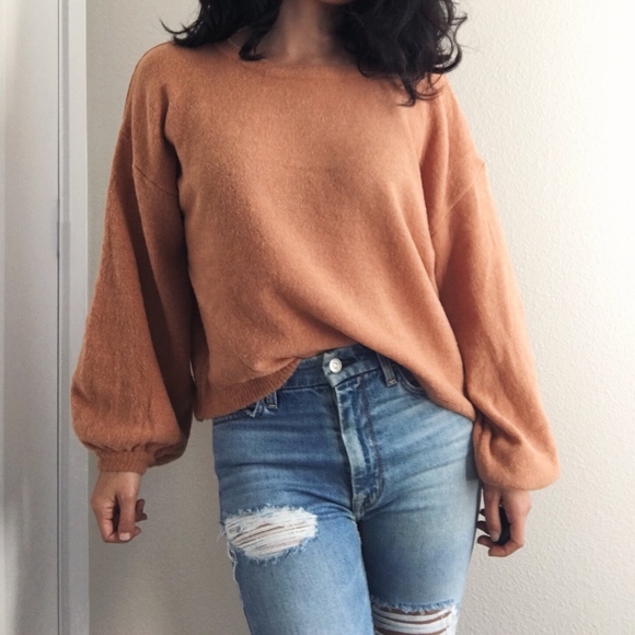 Sweaters - Blouson Sleeve Sweater - DESERT SAND
